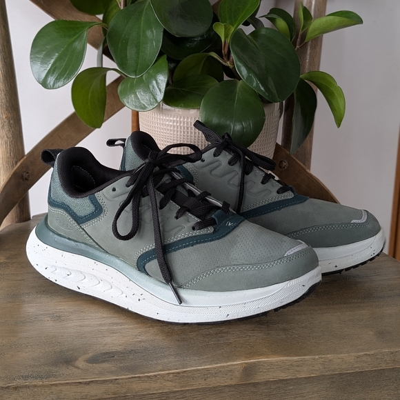 NWOT Keen WK400 Walking Shoes 8 Nubuck Leather - Picture 1 of 13